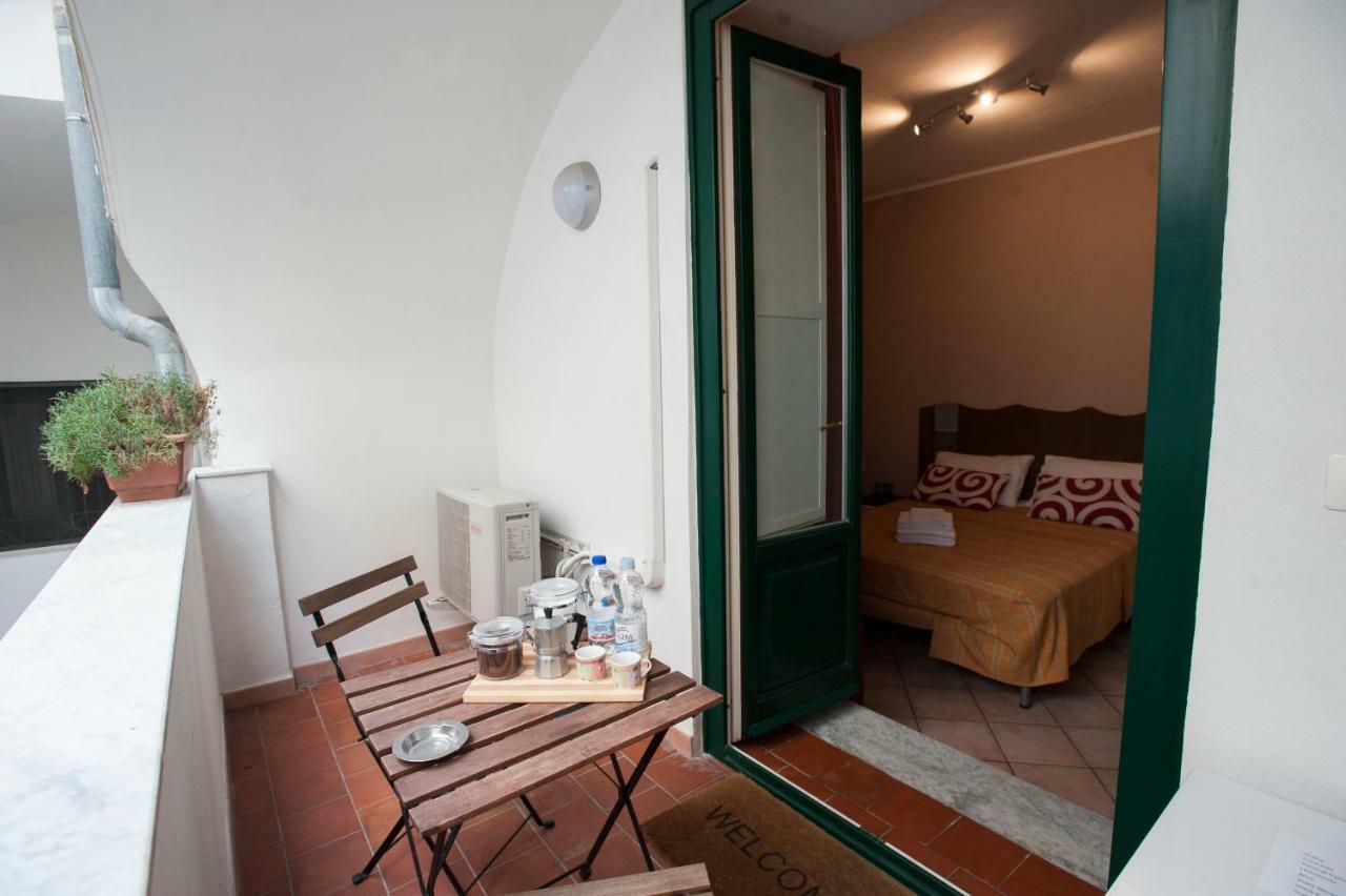 Bedroom 21 Salerno Exterior photo